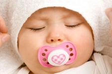 Bebeklerde Göz Enfeksiyonu Belirtileri ve Tedavisi Bebeklerde Göz Enfeksiyonu Belirtileri ve Tedavisi